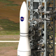 Illustration for article titled New images of NASAs deep-space rocket reveal an absolute behemoth